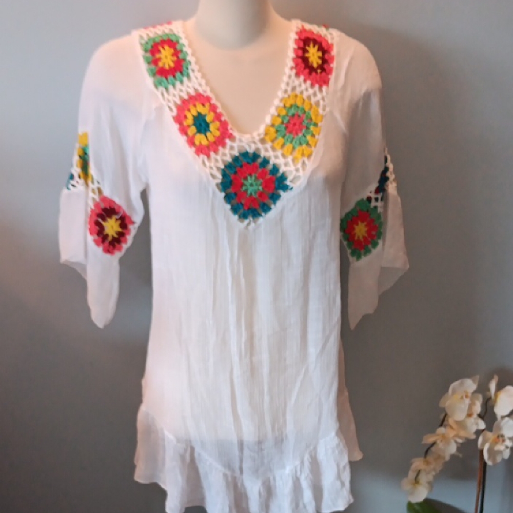 Via Signoria Crochet Dress Coverup.One